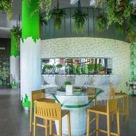 Higueron Malaga, Curio Collection By Hilton (adults Only) Rezort Fuengirola