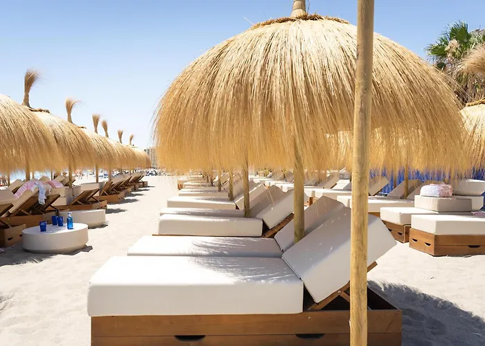 Higueron Malaga, Curio Collection By Hilton (adults Only) Ośrodek wypoczynkowy