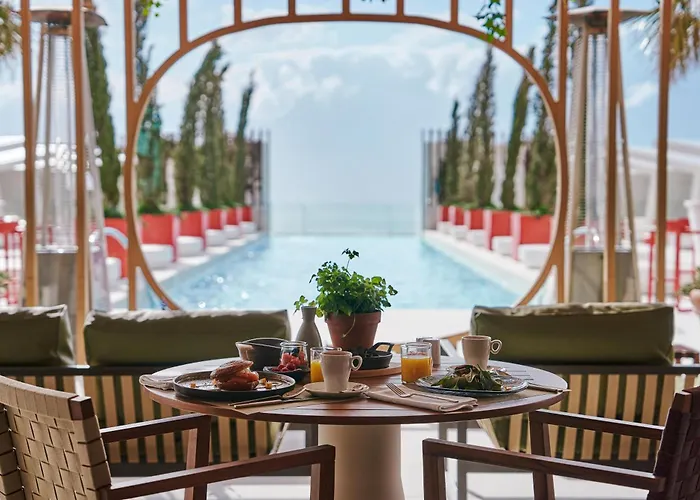 Ośrodek wypoczynkowy Higueron Malaga, Curio Collection By Hilton (adults Only)