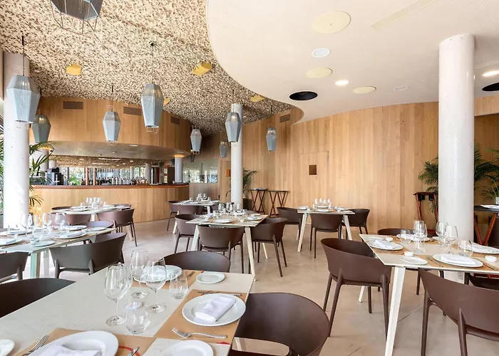 Ośrodek wypoczynkowy Higueron Malaga, Curio Collection By Hilton (adults Only) 5*
