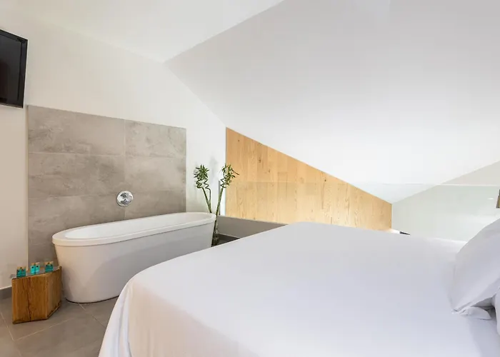 Ośrodek wypoczynkowy Higueron Malaga, Curio Collection By Hilton (adults Only) Fuengirola