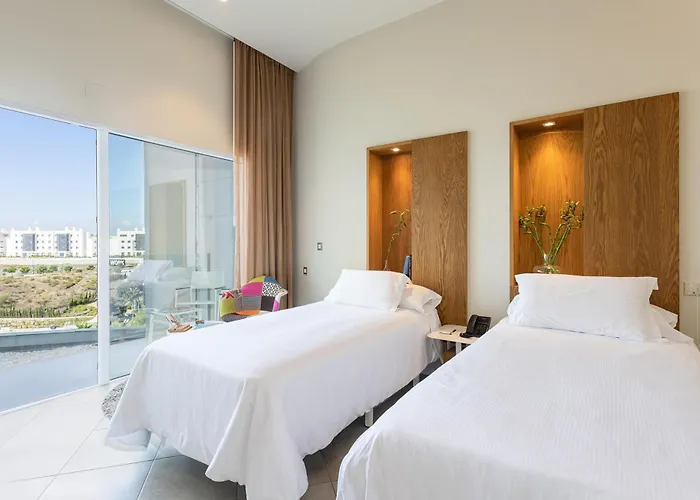 Ośrodek wypoczynkowy Higueron Malaga, Curio Collection By Hilton (adults Only) 5*