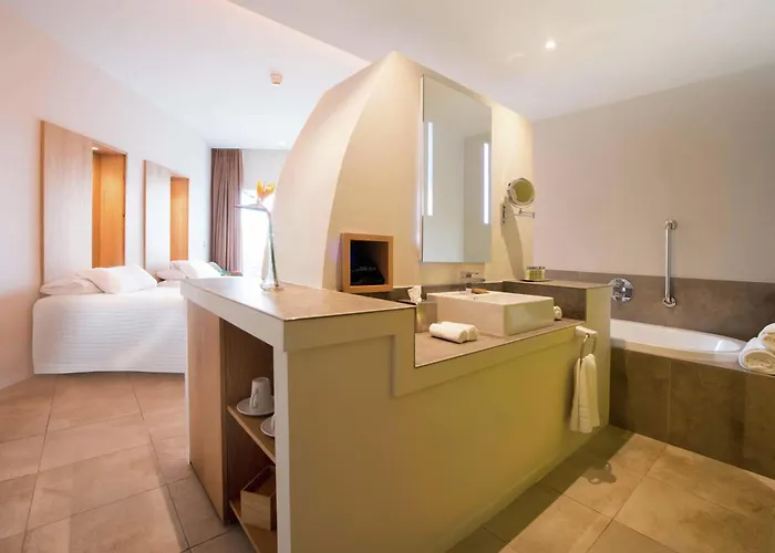 Higueron Malaga, Curio Collection By Hilton (adults Only) Fuengirola